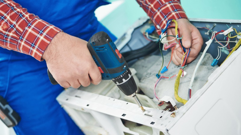 Çayırova Siemens Siemens çamaşır makinesi kart tamiri – Su almama arızası orijinal parça ile giderildi. - Teknik servis örneği